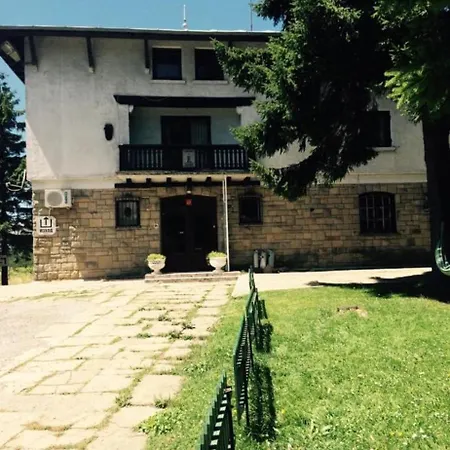 хотел-ресторант шипка,връх шипка ホテル