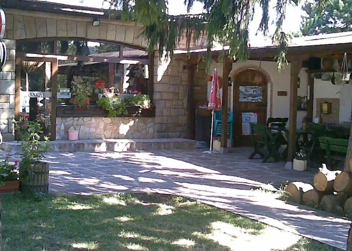 хотел-ресторант шипка,връх шипка Hotel *