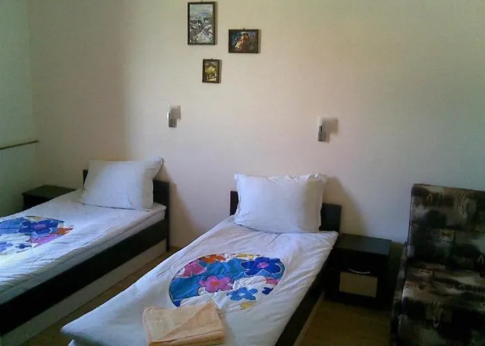 Hotel хотел-ресторант шипка,връх шипка Prewala